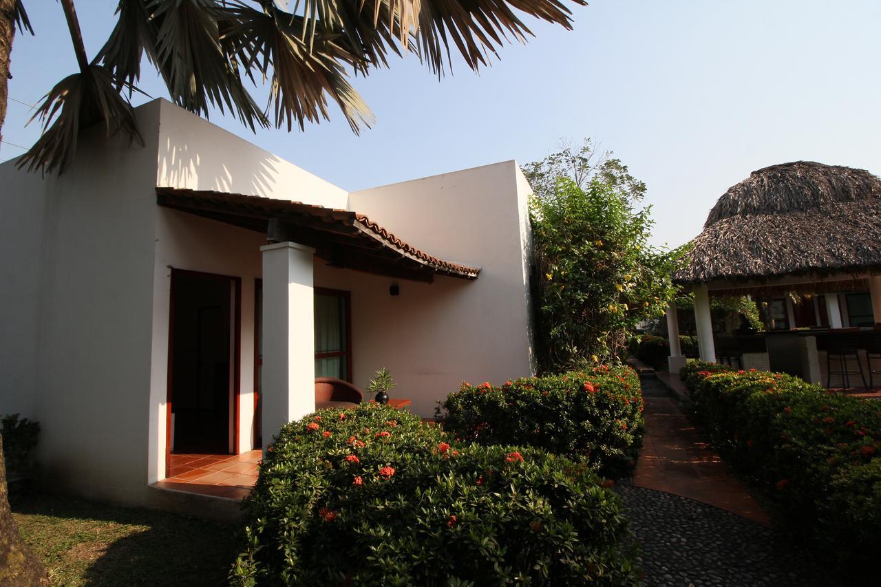 Villa Blanca Suites Tuxtepec Buitenkant foto