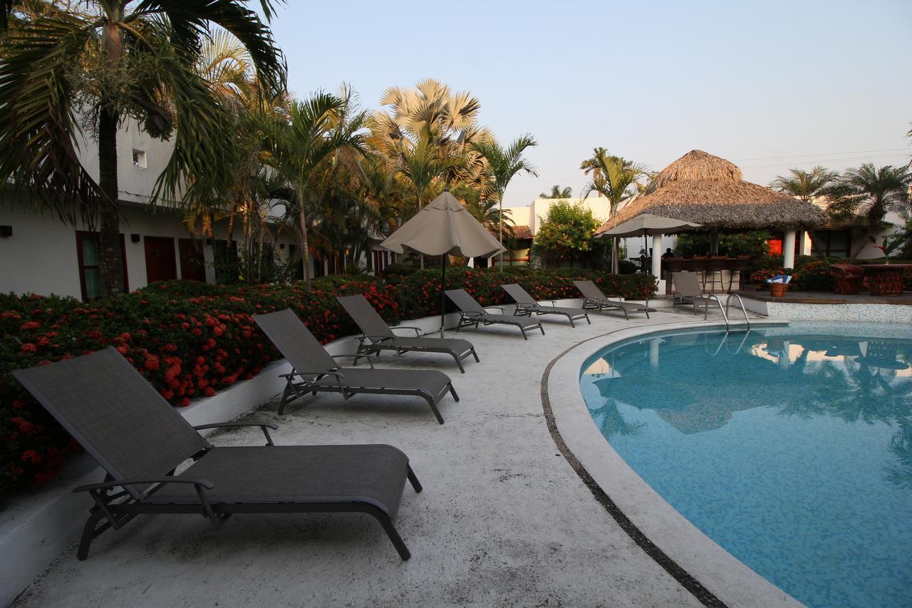 Villa Blanca Suites Tuxtepec Buitenkant foto